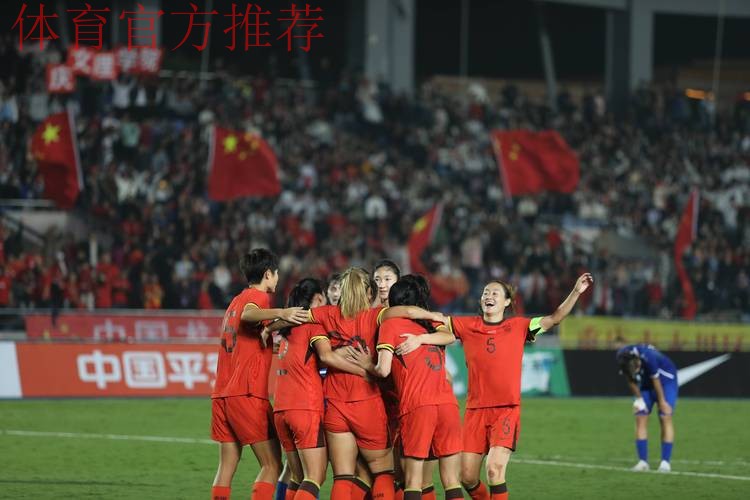 中国女足积蓄力量 力争2015世界杯重返前八 中国女足积蓄力量 力争2015世界杯重返前八